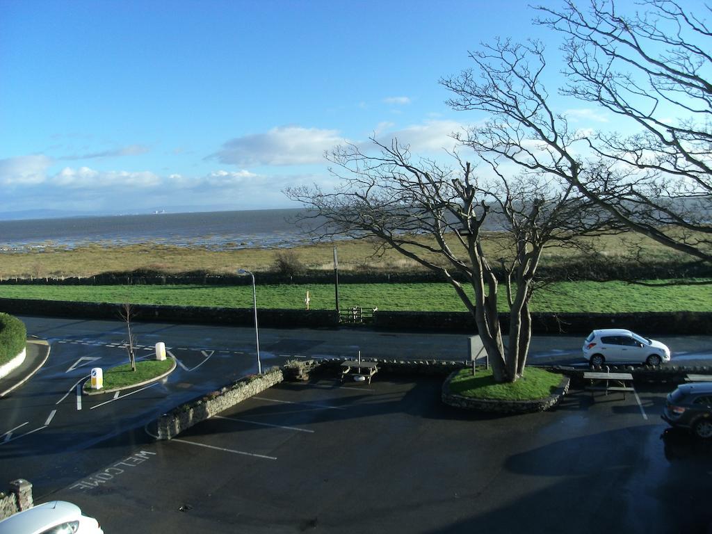 Clarkes Hotel Barrow In Furness Zimmer foto